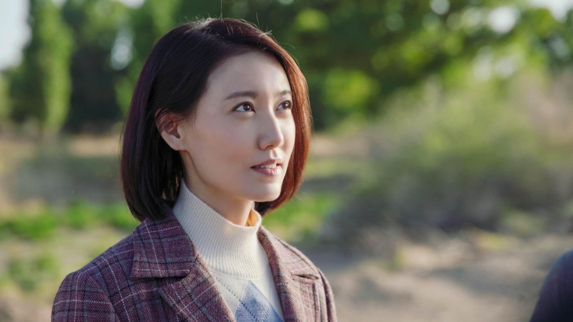 球场“铜墙铁壁”的防线令人望而却步，铜墙铁壁打一地名