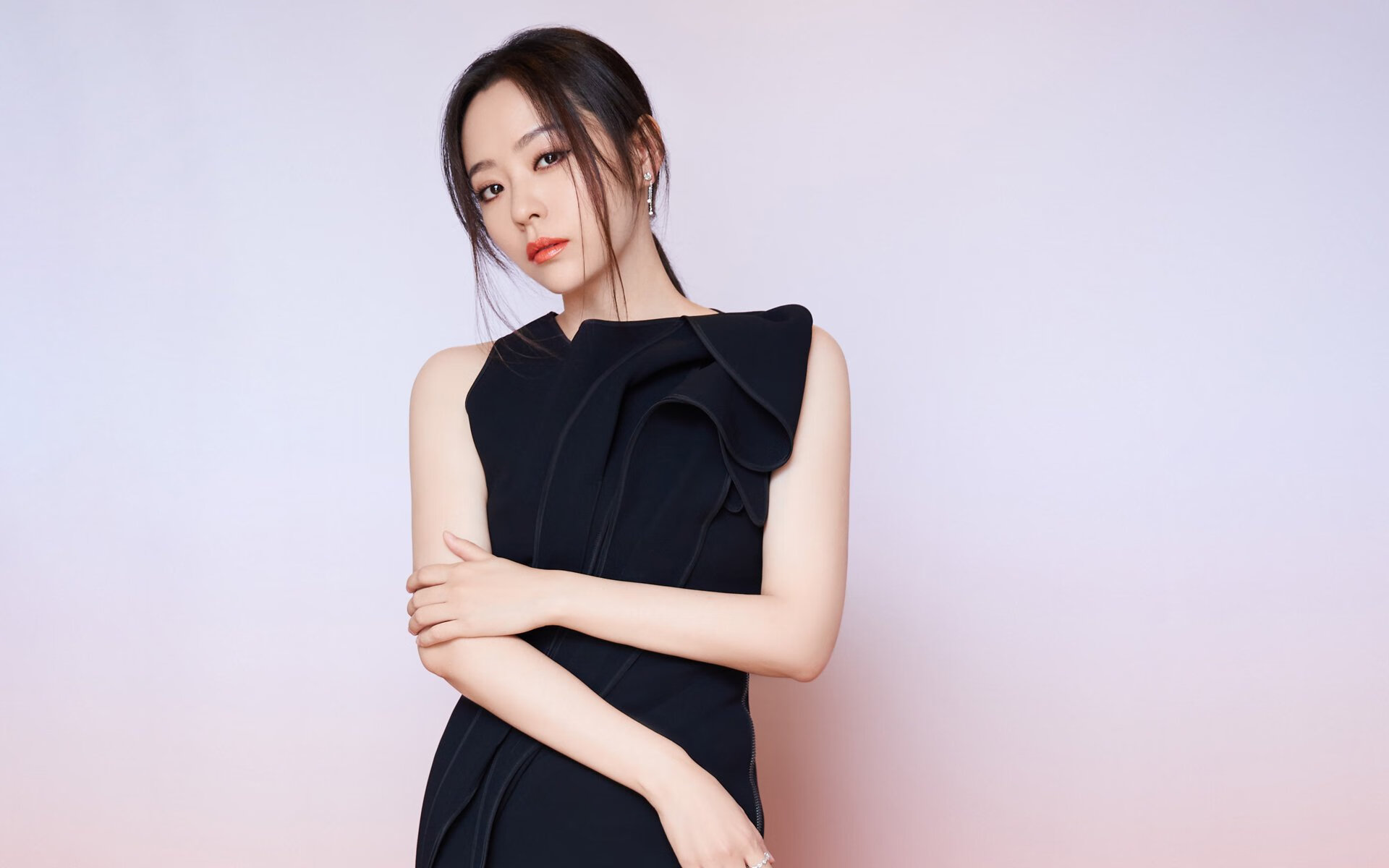 AYX GAMING-德甲球队在高强度对抗下体能衰减与技术失误关系研究，德甲身体对抗强吗