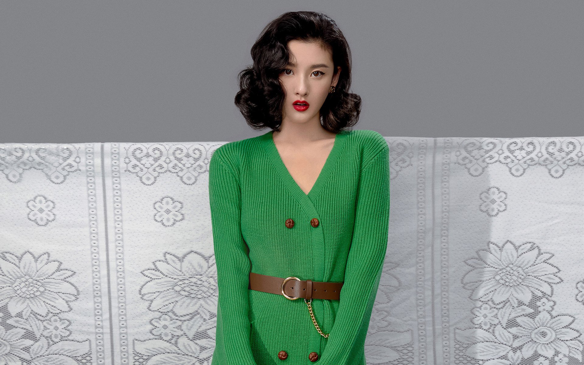 拜仁边中结合，打出连续配合，拜仁边路