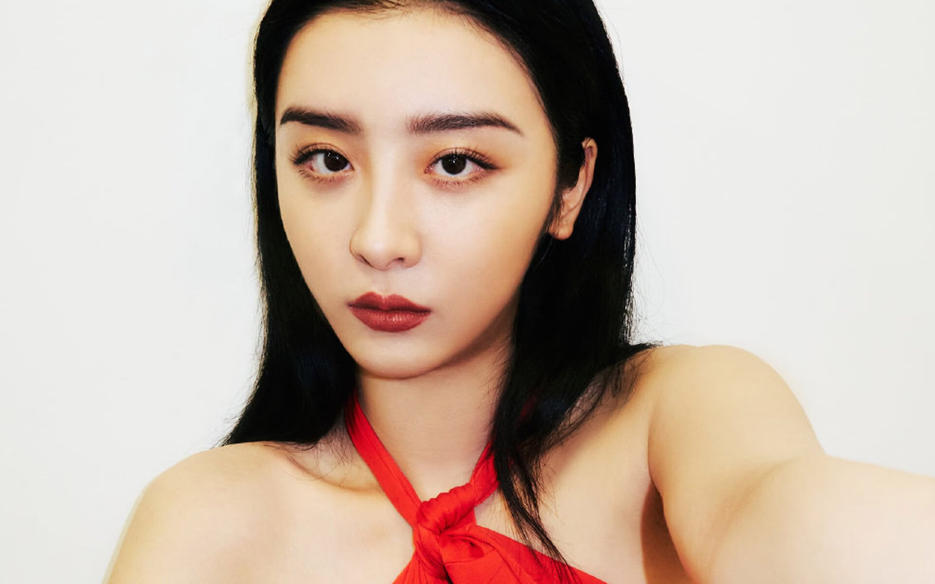 AYX体育官网-骑士球员参加地方篮球节增强社区互动，骑士体育篮球